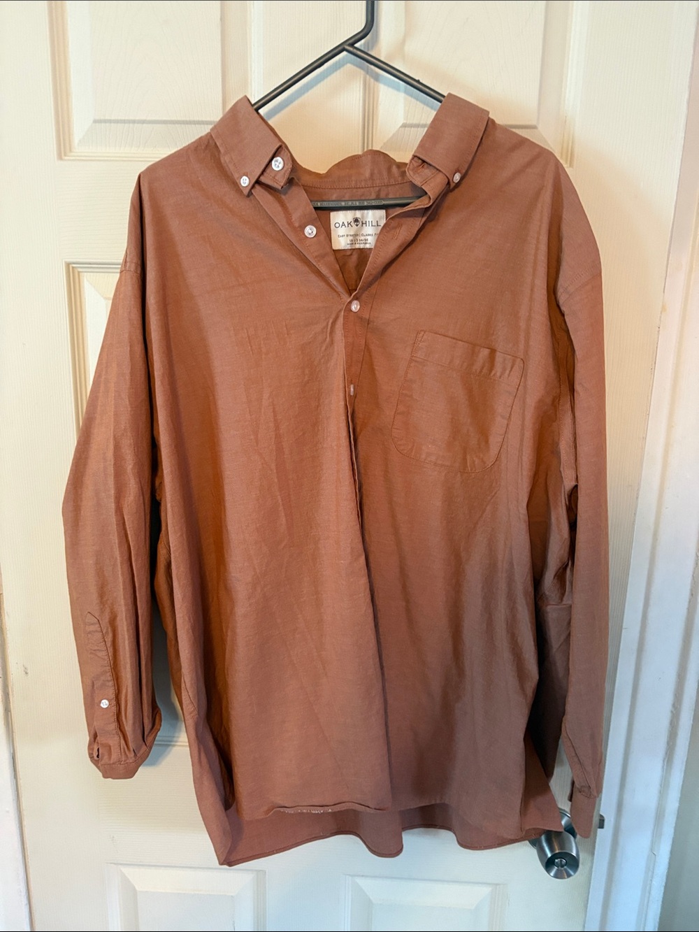 Oak & Hill Men's Long-Sleeve Button-Down Shirt in Rust Brown
